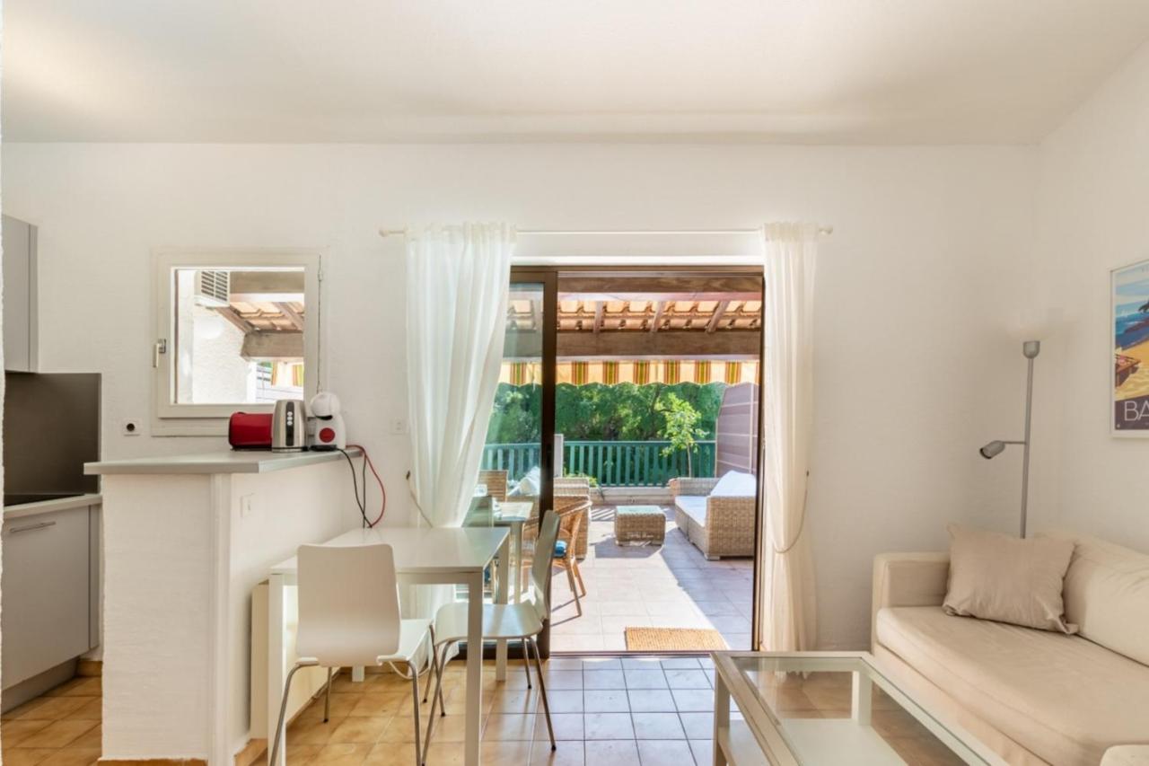 Nice Apt For 4 With Terrace And Pool Apartment Bandol Exterior photo