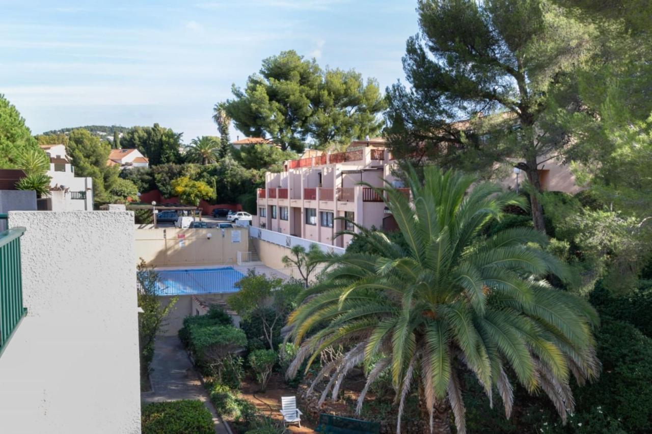 Nice Apt For 4 With Terrace And Pool Apartment Bandol Exterior photo